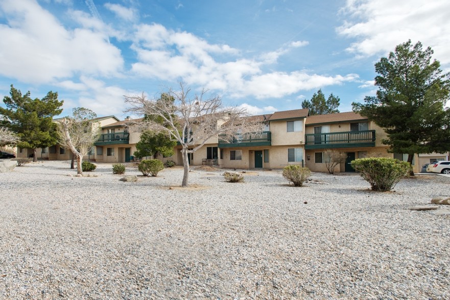 16221-16239 Apple Valley Rd, Apple Valley, CA for sale - Building Photo - Image 1 of 1