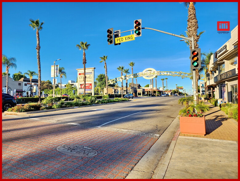 17157-17253 Ventura Blvd, Encino, CA for lease - Building Photo - Image 3 of 12