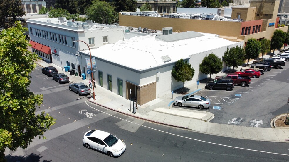 821 Winslow St, Redwood City, CA for lease - Building Photo - Image 2 of 14