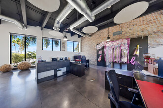 17225 S Dixie Hwy, Palmetto Bay, FL for lease Interior Photo- Image 1 of 27