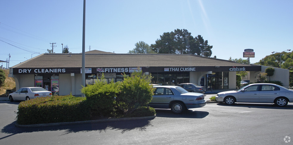 1565-1569 Tara Hills Dr, Pinole, CA for lease - Building Photo - Image 2 of 3