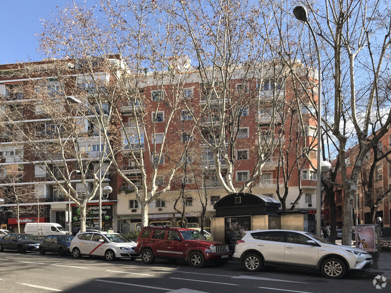 Multifamily in Madrid, Madrid for sale - Building Photo - Image 1 of 1