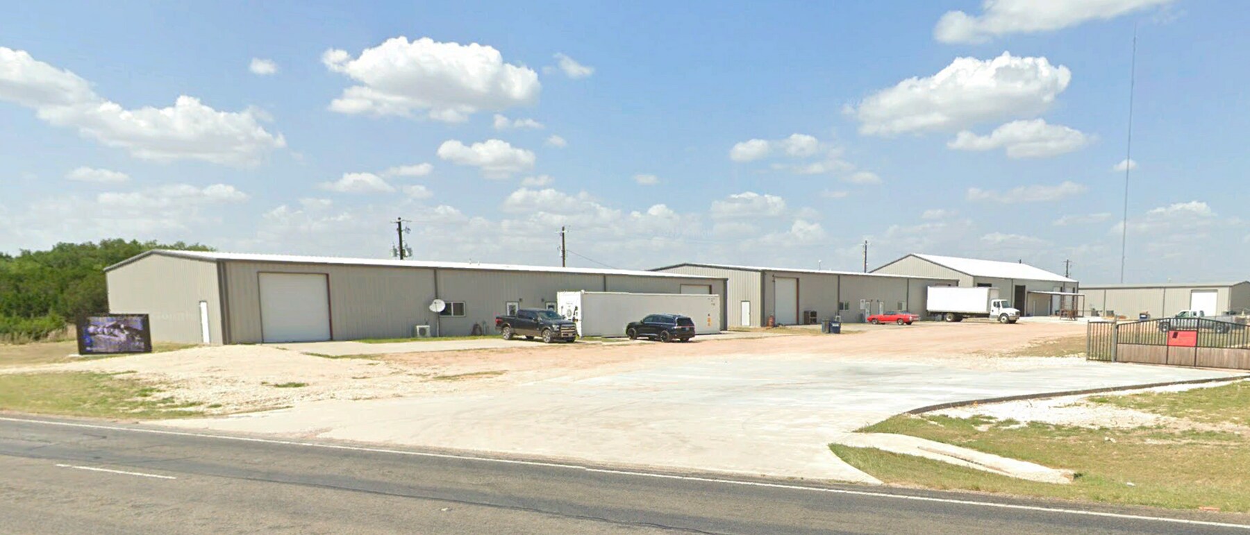 430 County Road 266, Bertram, TX 78605