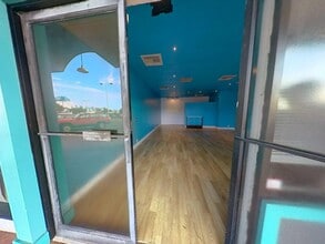 75-5595 Palani Rd, Kailua Kona, HI for lease Interior Photo- Image 1 of 4