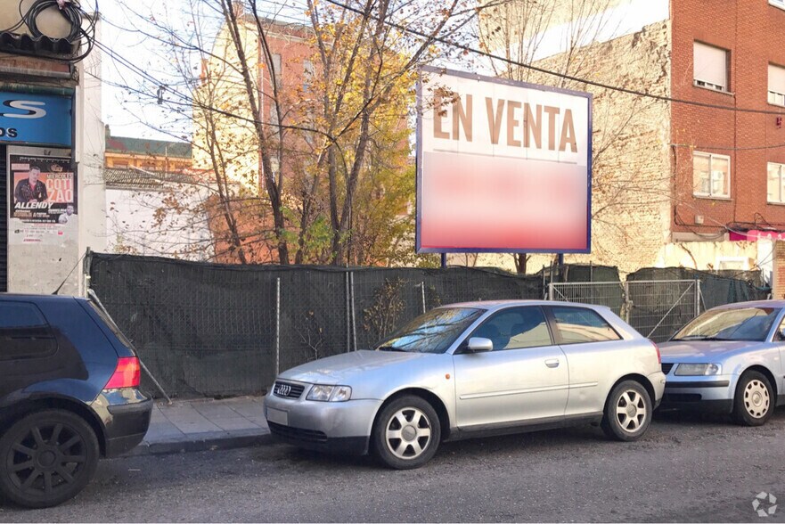 Calle de Martínez de la Riva, 8, Madrid, Madrid for sale - Building Photo - Image 2 of 5