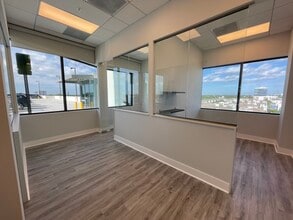 19790 W Dixie Hwy, Aventura, FL for lease Interior Photo- Image 2 of 6