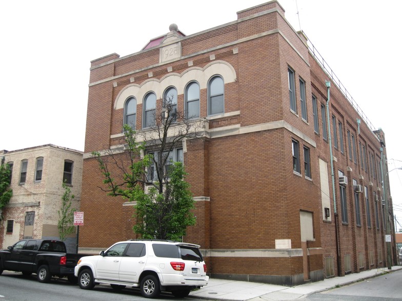 2102 E Madison St, Baltimore, MD for sale - Building Photo - Image 1 of 3