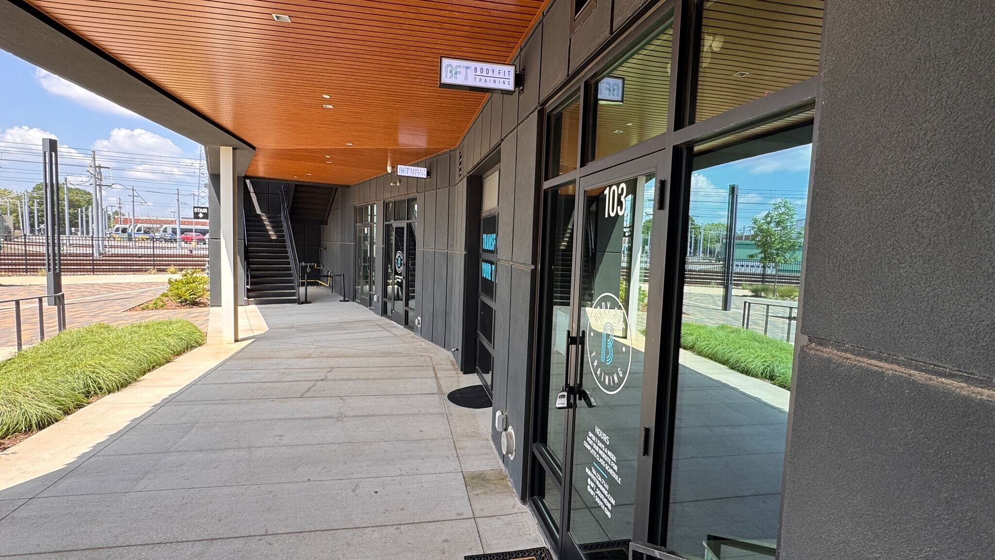 3232 South Blvd, Charlotte, NC for lease Interior Photo- Image 1 of 3