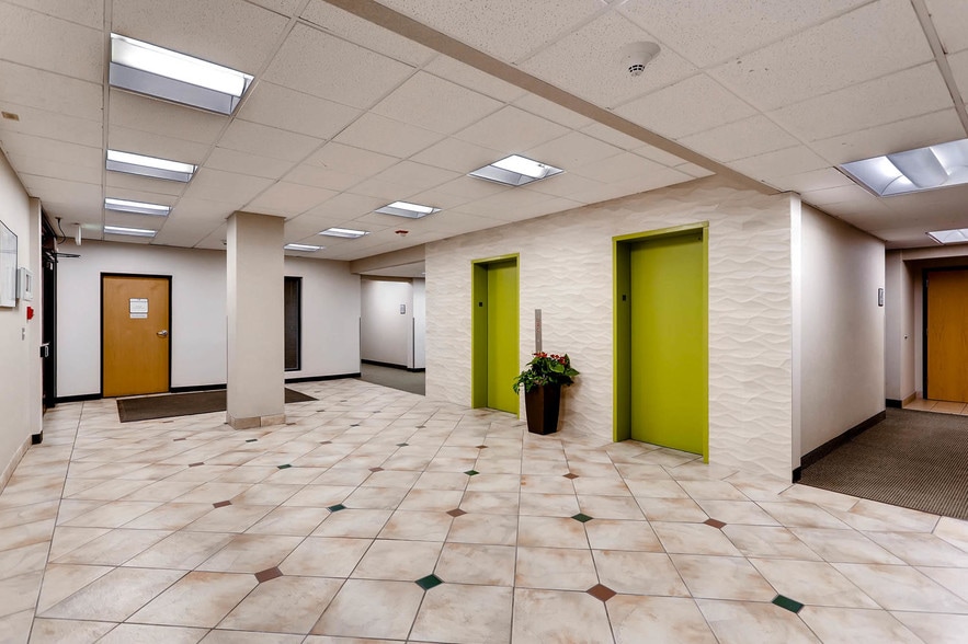 2490 W 26th Ave, Denver, CO for lease - Interior Photo - Image 3 of 6