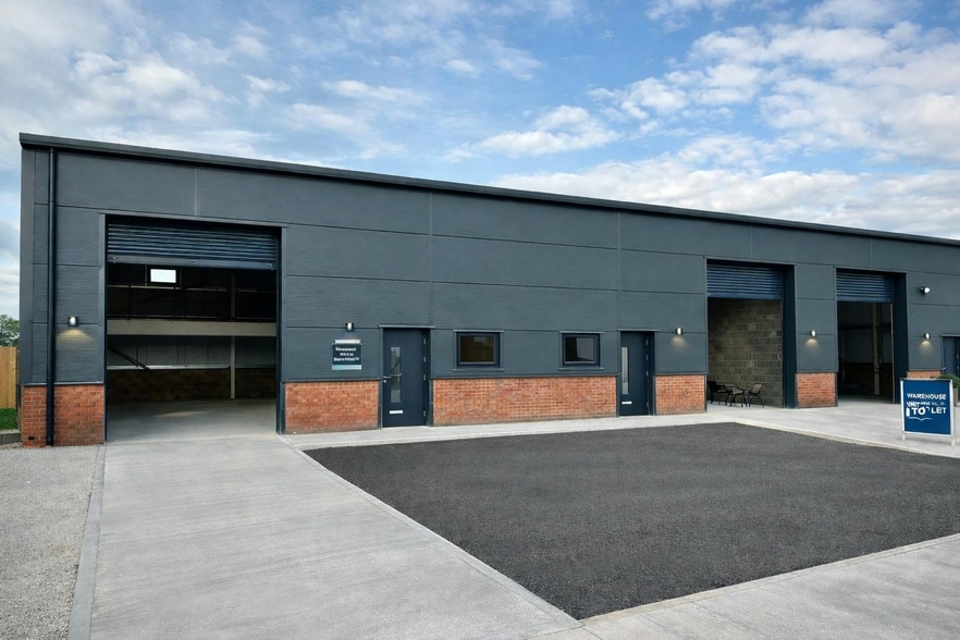 York Rd, Easingwold for lease - Building Photo - Image 2 of 5