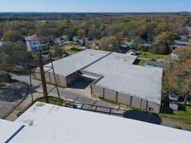 +/- 30,000 sf Industrial For Lease - Warehouse