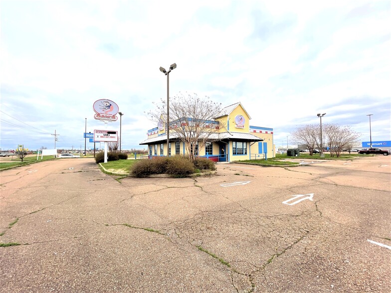 1008 S State St, Clarksdale, MS for sale - Building Photo - Image 1 of 1