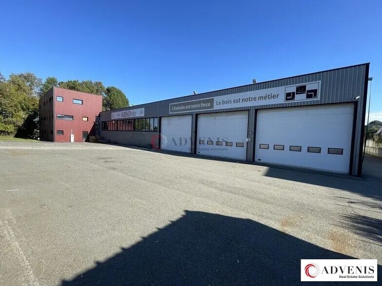 Flex in Cadaujac for sale - Building Photo - Image 1 of 12