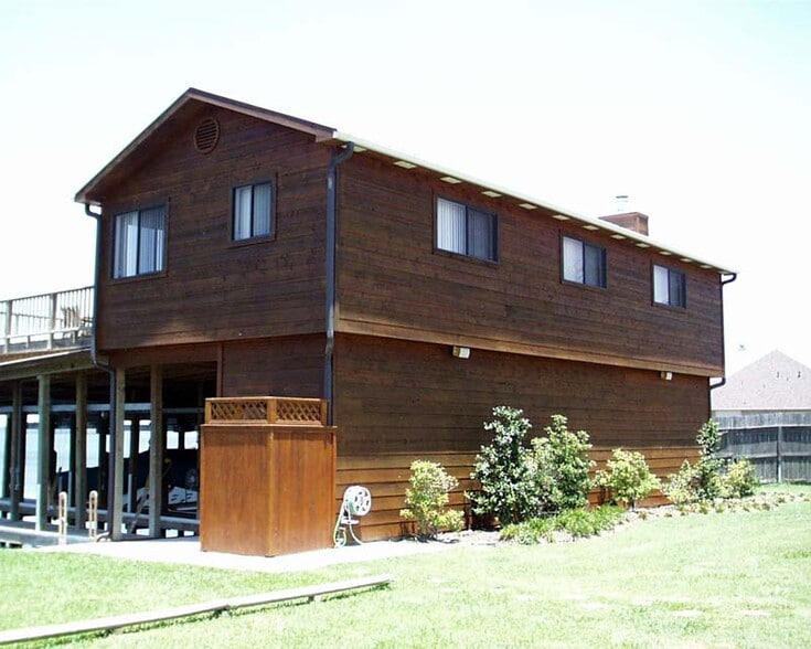 844 Beach Walk Blvd, Conroe, TX for sale - Building Photo - Image 2 of 34