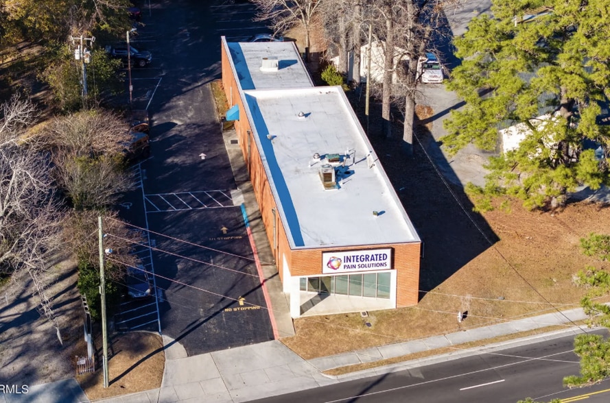 2909 Market St, Wilmington, NC for sale - Building Photo - Image 2 of 13