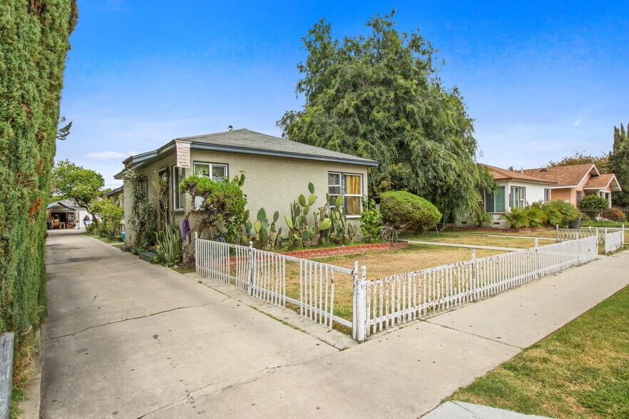 3601 Los Flores Blvd, Lynwood, CA for sale - Building Photo - Image 3 of 8