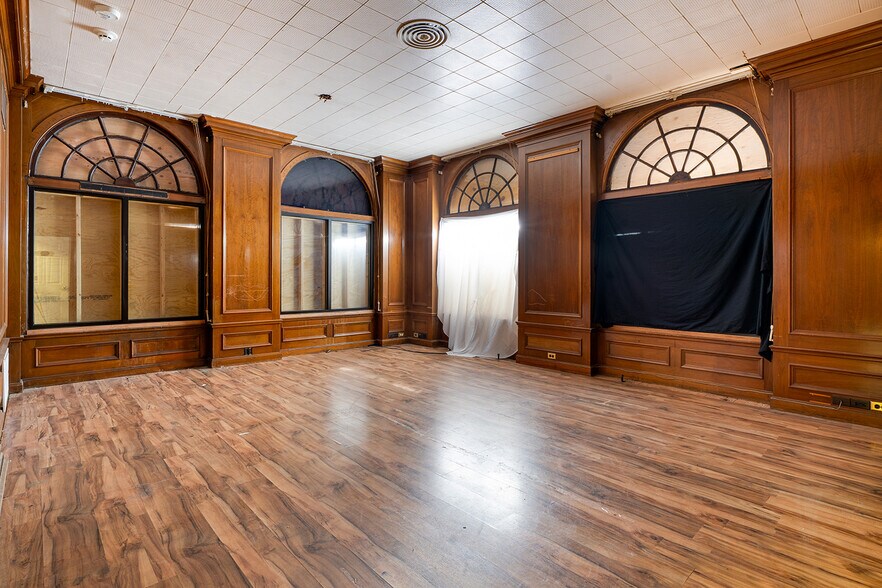 1420 Main St, Buffalo, NY for sale - Interior Photo - Image 3 of 18