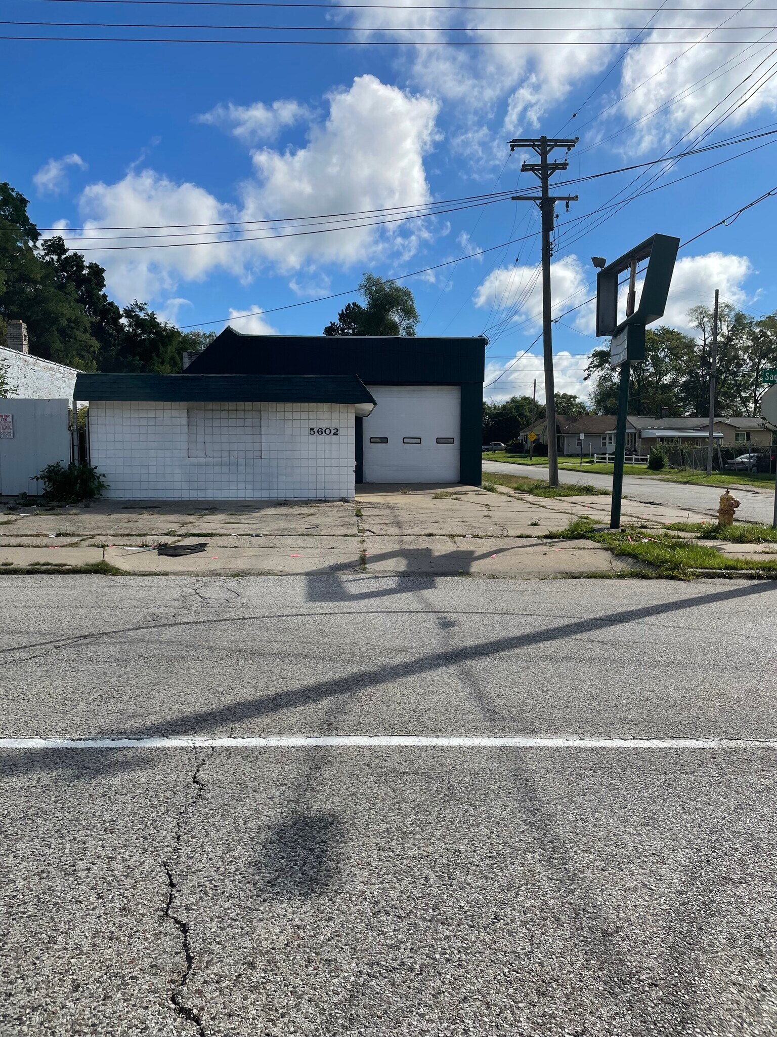 5602-5606 N Saginaw St, Flint, MI for sale Building Photo- Image 1 of 1