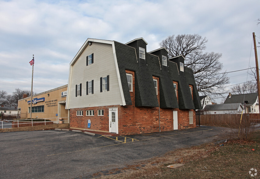 8 16th Ave, Brooklyn Park, MD for lease - Building Photo - Image 3 of 6