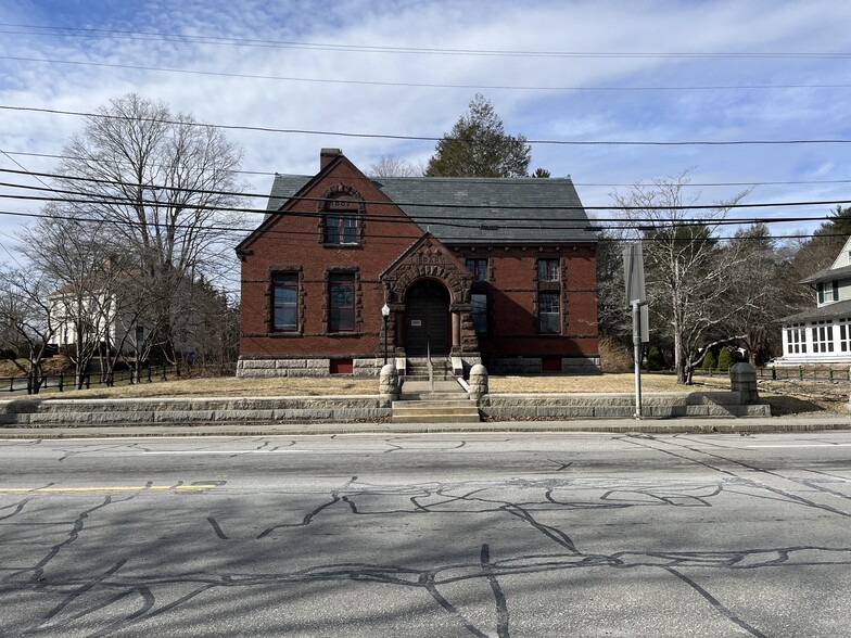 4 Mansfield Ave, Norton, MA for lease - Building Photo - Image 3 of 4