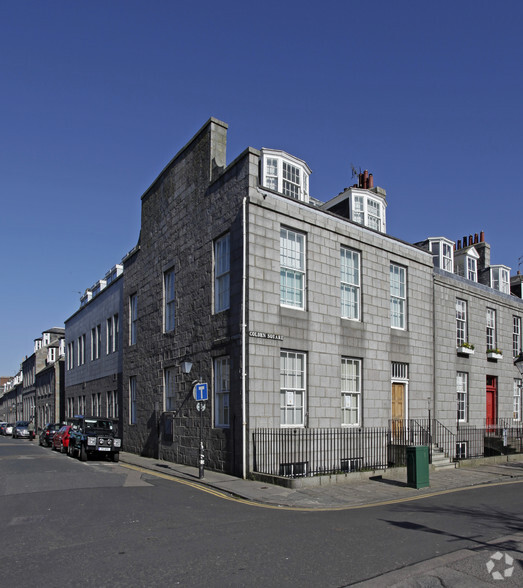 12 Golden Sq, Aberdeen for lease - Primary Photo - Image 1 of 9