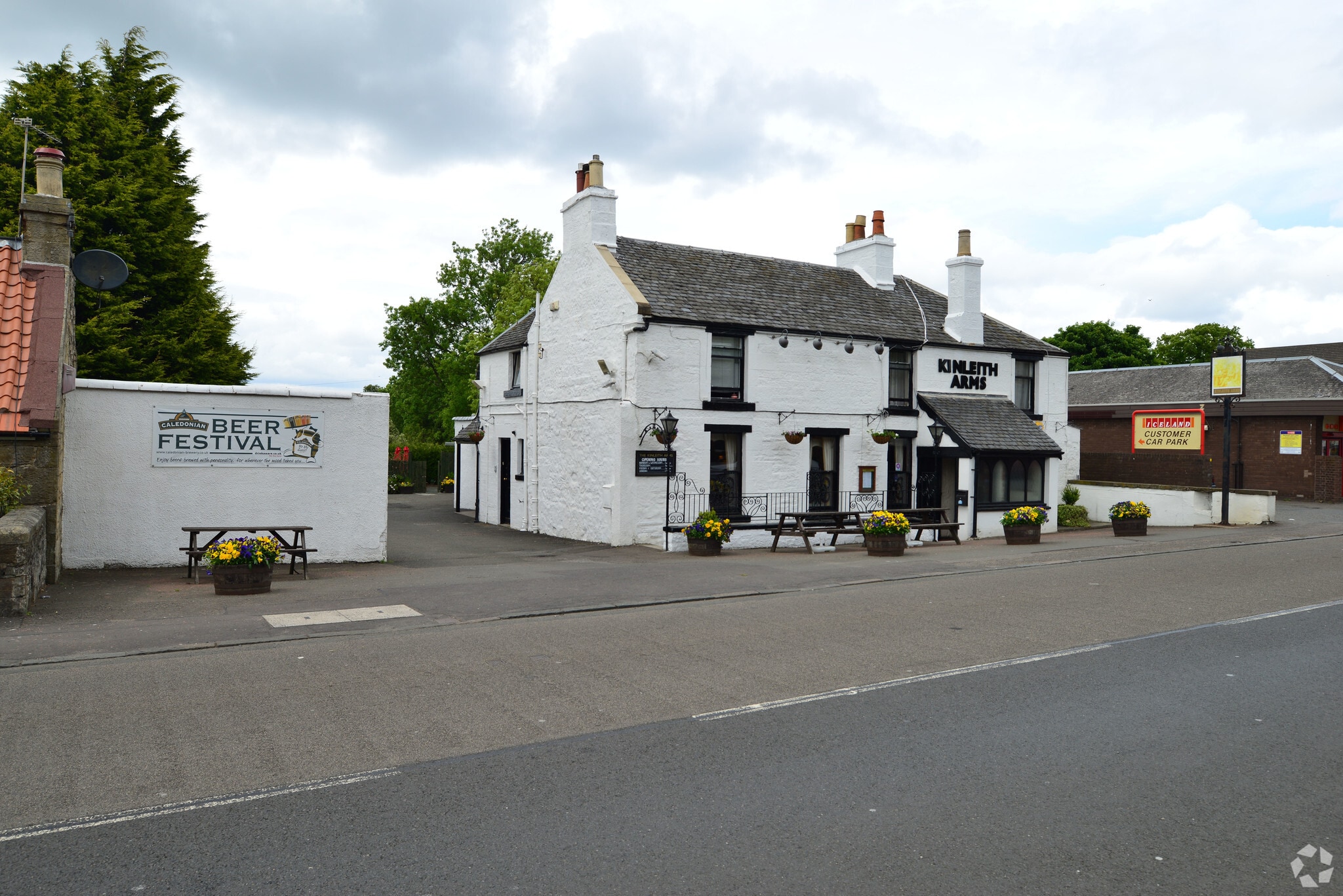 604 Lanark Rd, Juniper Green for lease Building Photo- Image 1 of 3