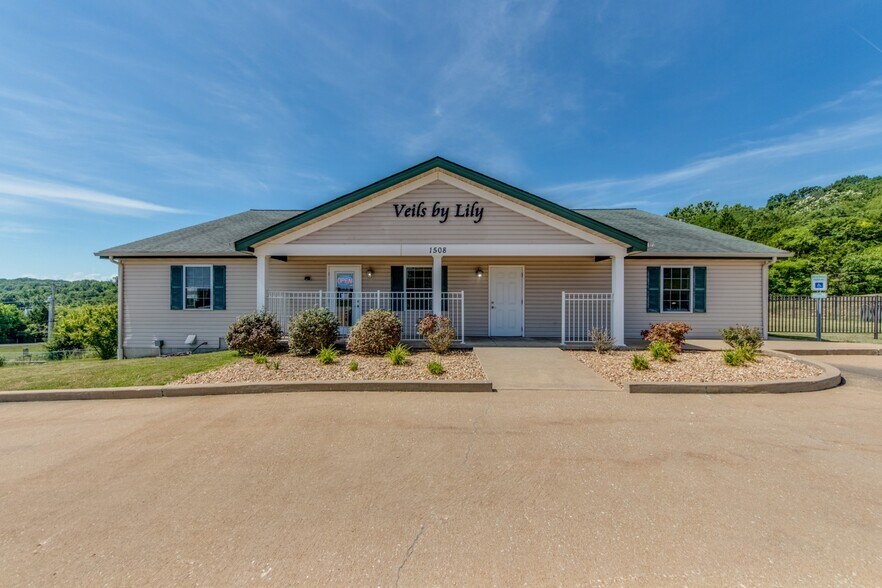 1508 Professional Dr, Imperial, MO for sale - Building Photo - Image 1 of 1