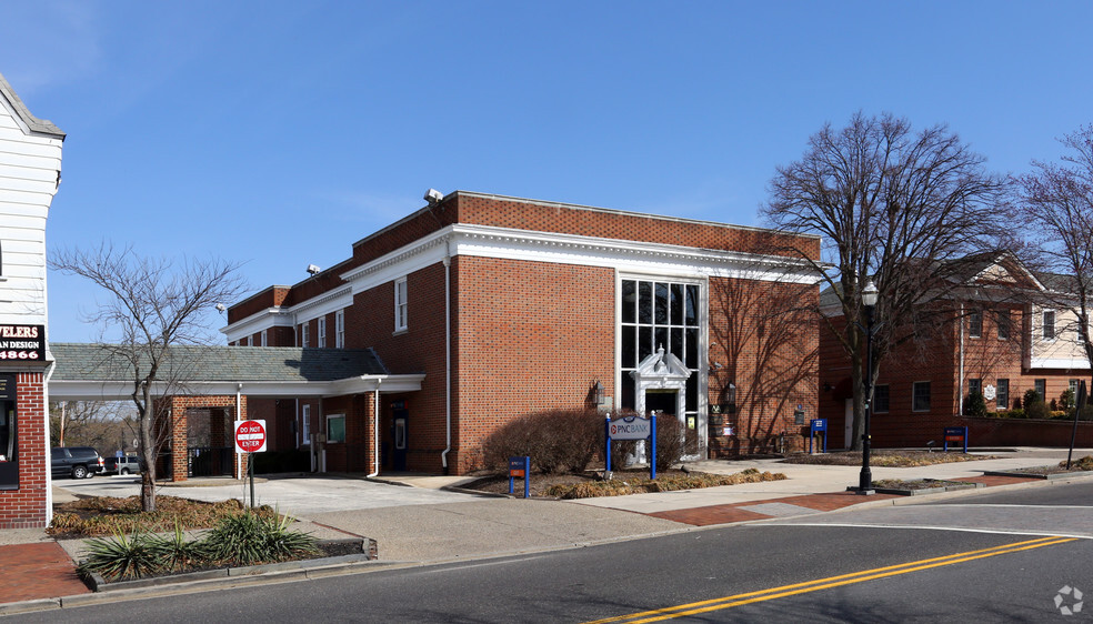 101 W Main St, Moorestown, NJ for lease - Building Photo - Image 2 of 9