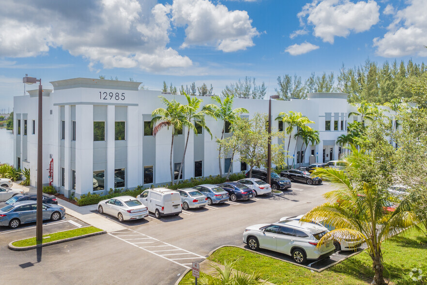 12985 SW 130th Ct, Miami, FL for lease - Building Photo - Image 3 of 12