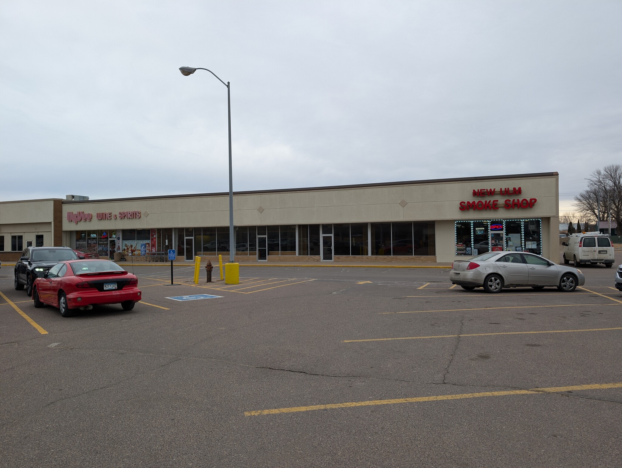 2015 S Broadway St, New Ulm, MN for lease Building Photo- Image 1 of 13