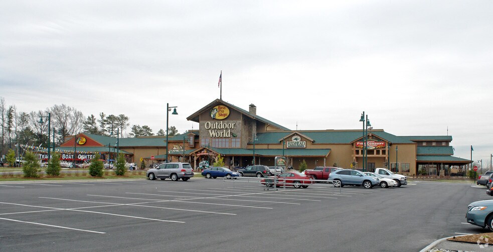 11550 N Lakeridge Dr, Ashland, VA for sale - Primary Photo - Image 1 of 1