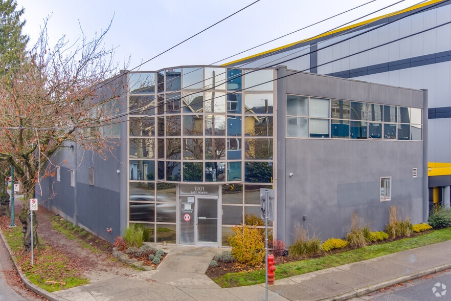 1201 E Pender St, Vancouver, BC for lease - Primary Photo - Image 1 of 3