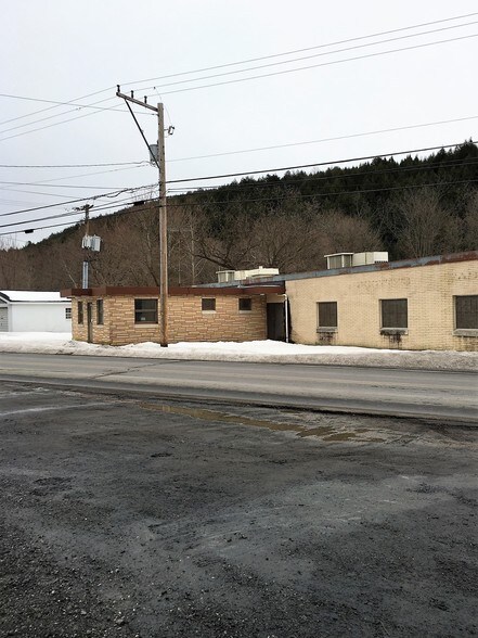 4335 Little Gap Rd, Palmerton, PA for sale - Building Photo - Image 1 of 1