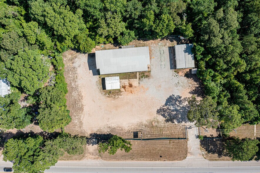 18305 Highway 105 E, Conroe, TX for sale - Building Photo - Image 1 of 1