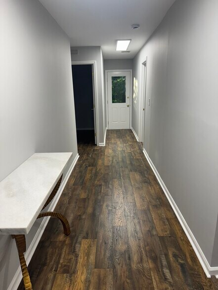 118 Coalpit Hill Rd, Danbury, CT for lease - Building Photo - Image 3 of 13