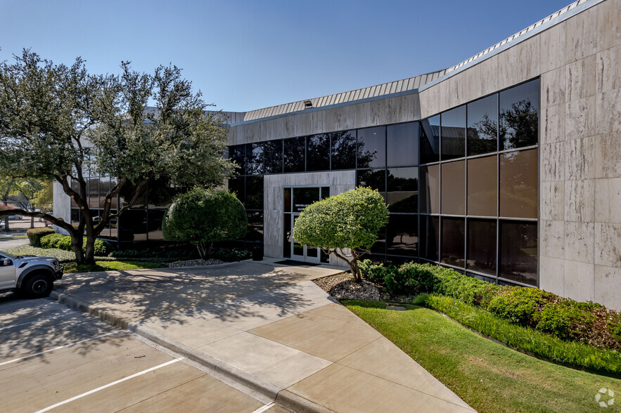 16800 N Dallas Pky, Dallas, TX for lease - Building Photo - Image 3 of 11