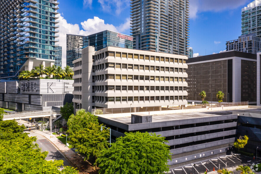 799 Brickell Plz, Miami, FL for sale - Primary Photo - Image 1 of 1