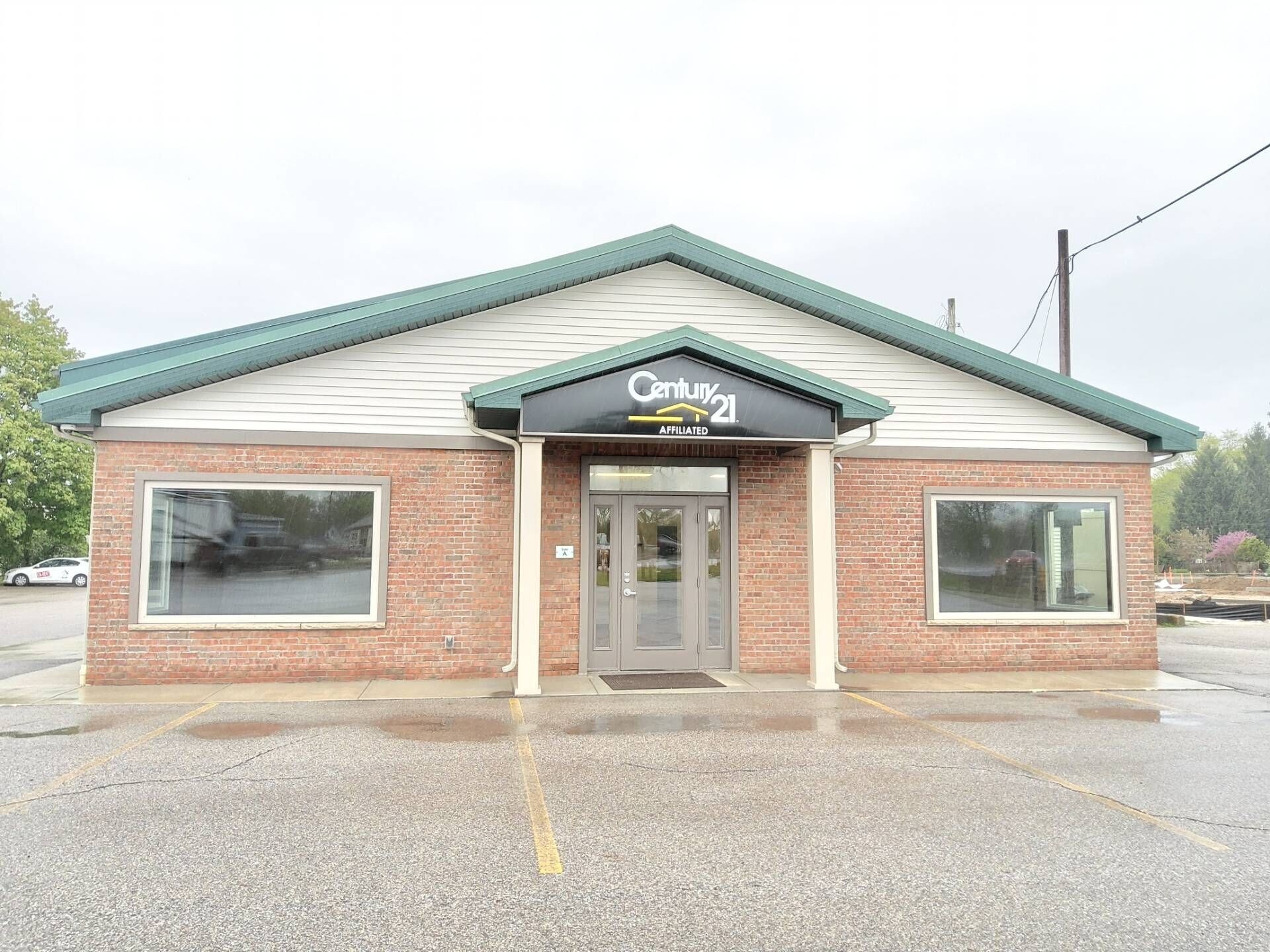 2020 Elkhart Rd, Goshen, IN for sale Building Photo- Image 1 of 1