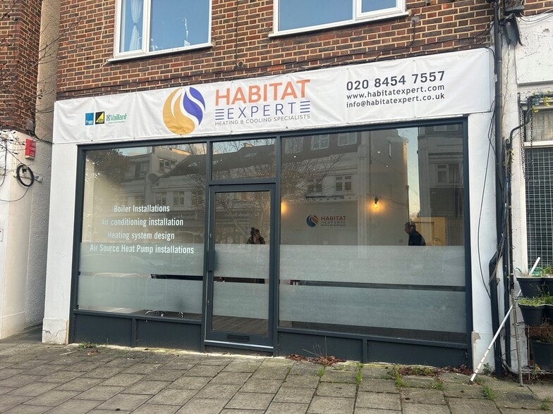 156 Chiltern Dr, Surbiton for sale - Building Photo - Image 1 of 1