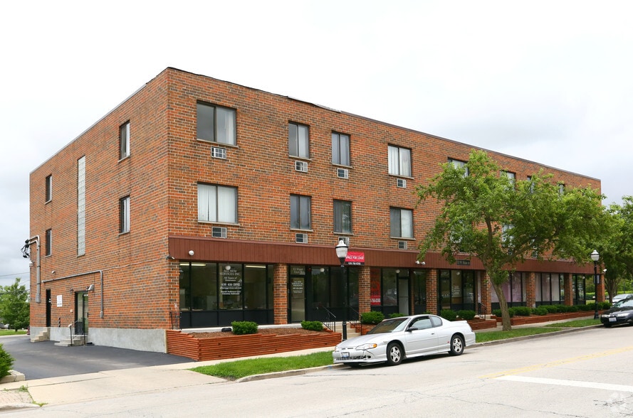 13 W Main St, Bensenville, IL for lease - Building Photo - Image 3 of 5