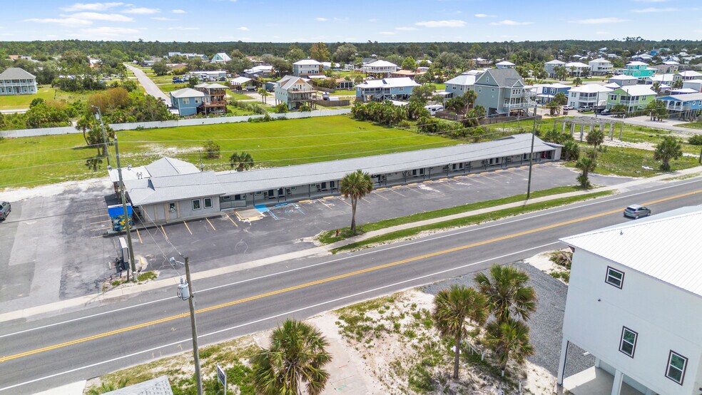 8010 W Highway 98, Port Saint Joe, FL for sale - Building Photo - Image 2 of 6