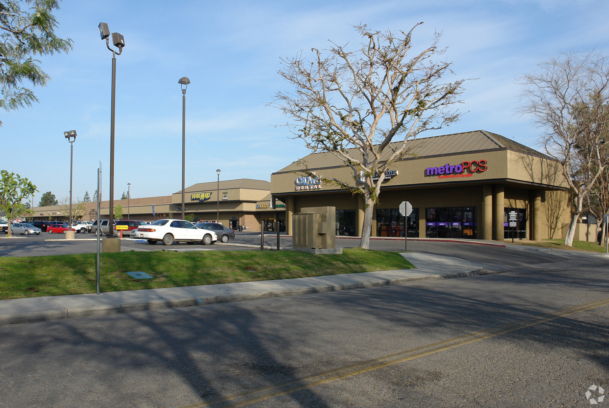 6200-6450 White Ln, Bakersfield, CA for lease Building Photo- Image 1 of 5