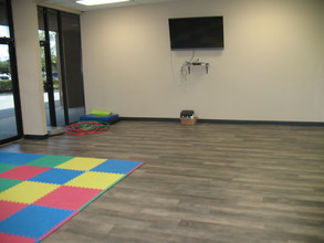 7047-7251 NW 88th Ave, Tamarac, FL for lease Interior Photo- Image 2 of 4