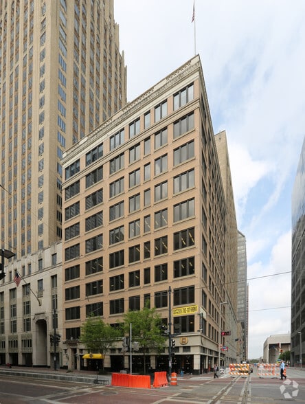 900 Capitol St, Houston, TX for lease - Building Photo - Image 1 of 9