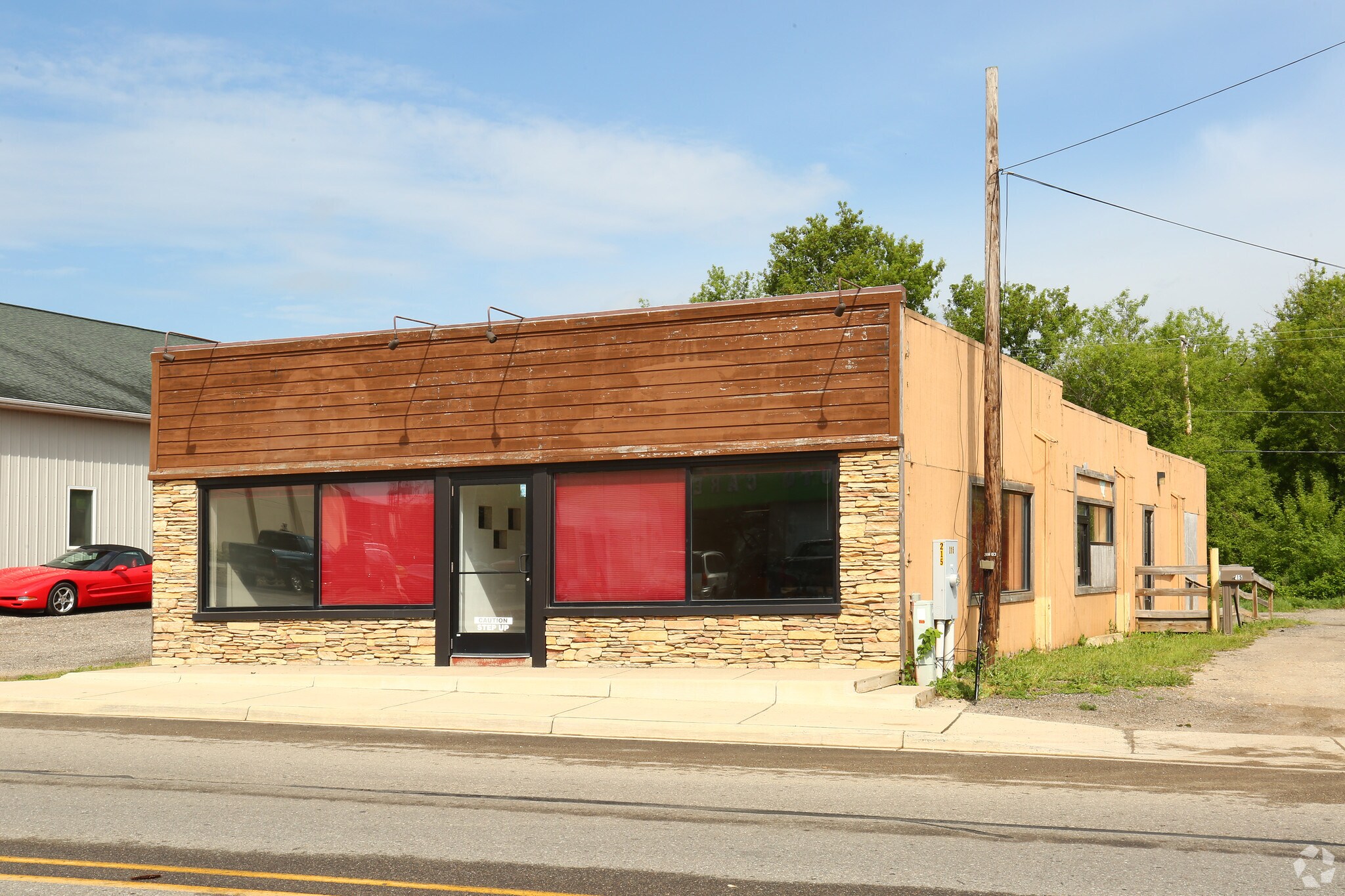 215 N Main St, Olivet, MI for sale Primary Photo- Image 1 of 1