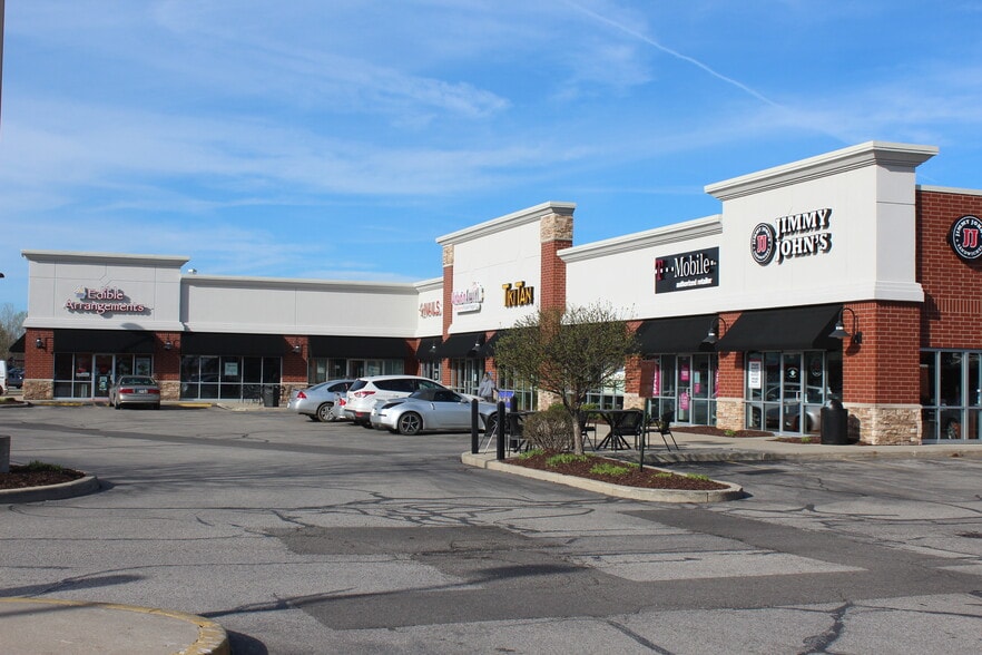 4542 Elkhart Rd, Elkhart, IN for lease - Building Photo - Image 1 of 11