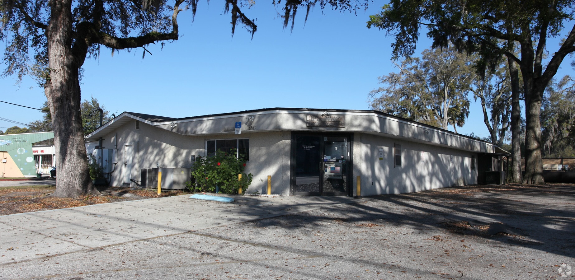 5863 Arlington Rd, Jacksonville, FL 32211