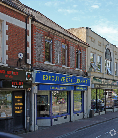 155 London Rd, Camberley for sale - Primary Photo - Image 1 of 3