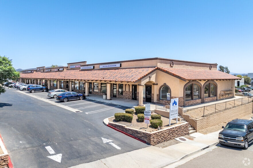 277 S Rancho Santa Fe Rd, San Marcos, CA for lease - Building Photo - Image 3 of 13