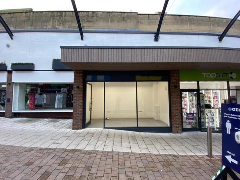 23A St. Georges Centre, Gravesend for lease - Building Photo - Image 1 of 1